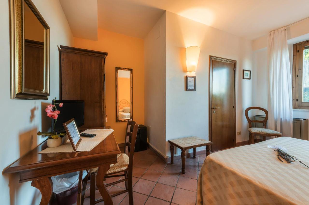 Hotel San Michele San Gimignano Esterno foto