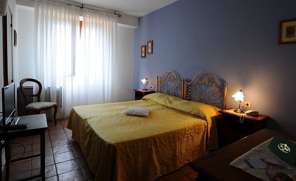 Hotel San Michele San Gimignano Esterno foto