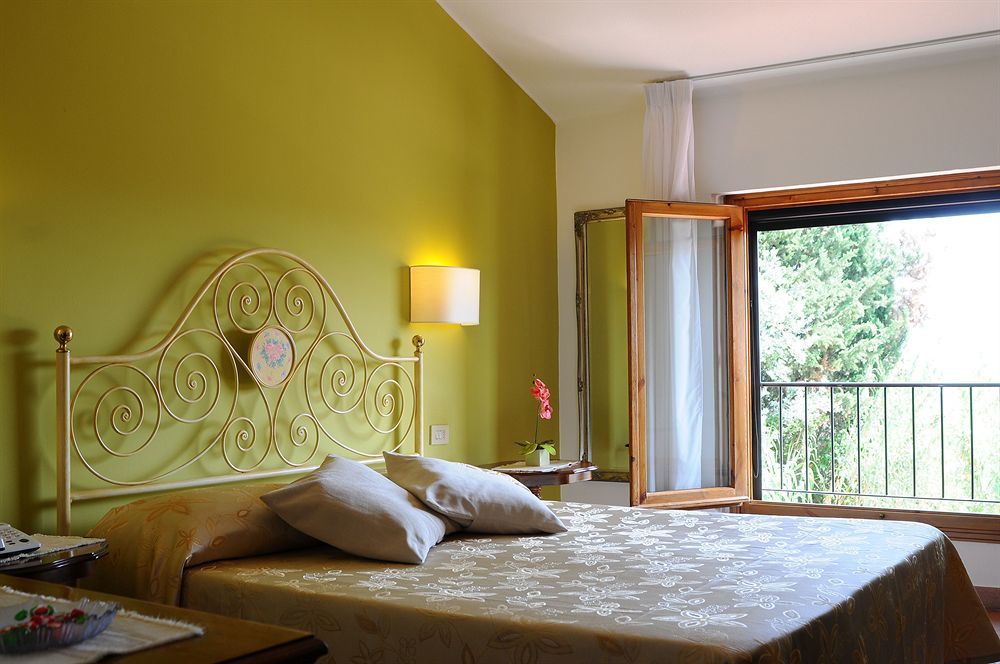 Hotel San Michele San Gimignano Esterno foto